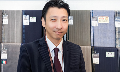 岡本啓吾